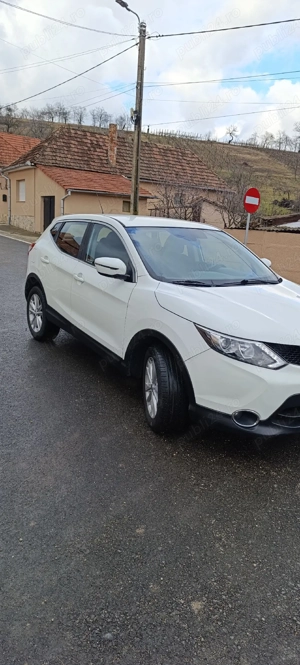 Nissan Qashqai 1,6diesel 4x4  - imagine 4