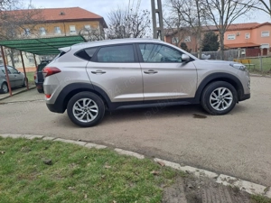 Vand Hyundai Tucson 1.6 benzina  an fabricatie  09.2018, impecabila  - imagine 2