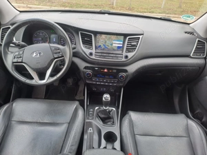 Vand Hyundai Tucson 1.6 benzina  an fabricatie  09.2018, impecabila  - imagine 10