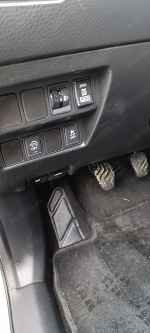 Nissan Qashqai 1,6diesel 4x4  - imagine 10