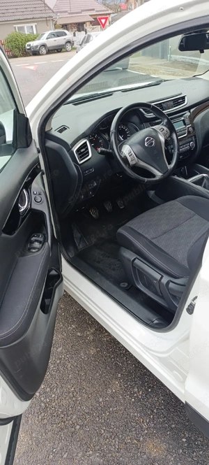 Nissan Qashqai 1,6diesel 4x4  - imagine 6