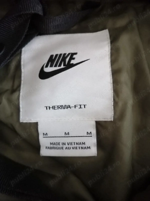 Geaca Nike