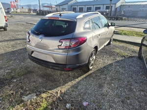 Renault Megane III 2.0 Dci - imagine 8