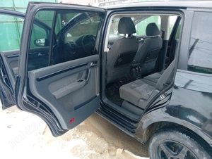 VW Touran . 1.6 din 2012 - imagine 3