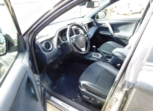 Vand sau schimb Toyota RAV4 hybrid 2017 4x4 garantie baterie piele + alcantara + faruri led - imagine 4
