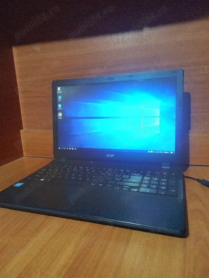 Laptop Acer funtional - bun pentru filme browsing.