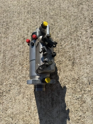 Vând pompă de injecție pentru tractor - imagine 6