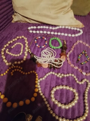 Bijuteri din mărgele 