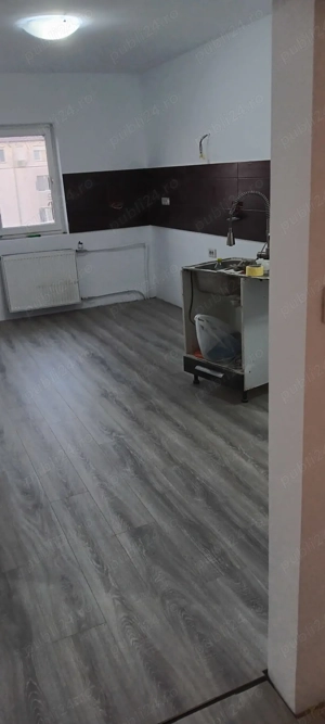 Apartament cu 3 camere decomandat vând s-au schimb (De la Proprietar) - imagine 6