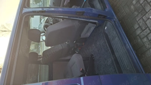 Vand vw T5 7+1 locuri 10500 euro neg. - imagine 5