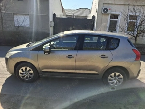 Peugeot 3008 1.6 benzină 120 CP, anul 2009, primul proprietar în România, mașină nefumători. - imagine 3