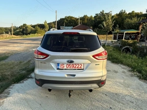 Ford Kuga 1.5 EcoBoost 2x4 Titanium - imagine 5