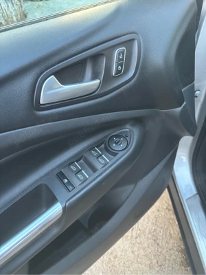 Ford Kuga 1.5 EcoBoost 2x4 Titanium - imagine 8