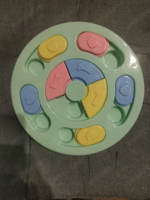 Castron interactiv din plastic pentru caini si pisici, Fokelyi, jucarie puzzle, dimensiuni mici