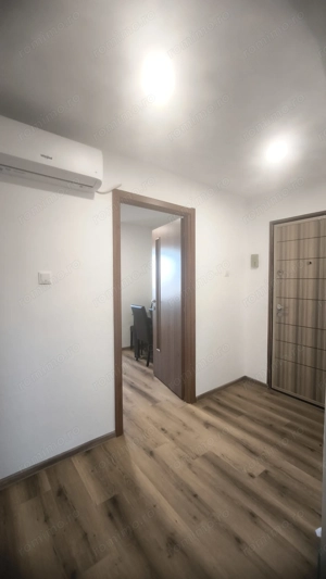 Zona Soarelui, Decomandat, Renovat, Amenajat - imagine 13