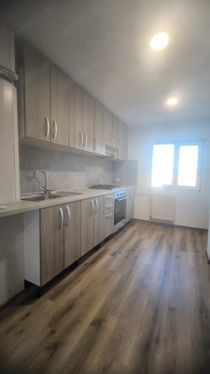 Zona Soarelui, Decomandat, Renovat, Amenajat - imagine 7