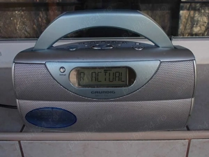 Radio GRUNDIG Music Boy 71 digital RDS, Fm,Mw,Lw,Sw,ceas,alarma