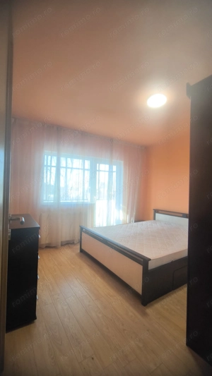 Zona Soarelui, Decomandat, Renovat, Amenajat - imagine 2