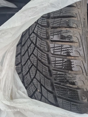 Anvelope de iarna 215/50/18  - imagine 4