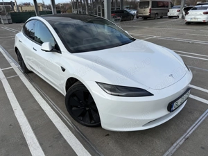 prim proprietar vând Tesla Model 3 SR, baterie 60kw , 300 CP , garantie 11 2027 , 430km range  - imagine 2
