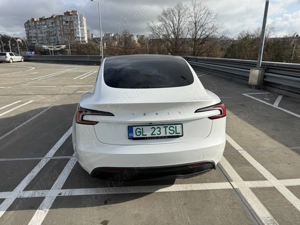 prim proprietar vând Tesla Model 3 SR, baterie 60kw , 300 CP , garantie 11 2027 , 430km range  - imagine 5