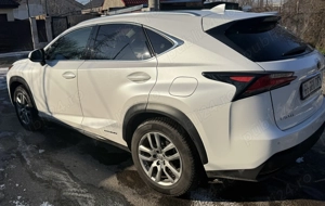 Primul proprietar,  vând Lexus NX 300H AWD , versiunea Executive Plus , alb perlat , 137000 km reali - imagine 3