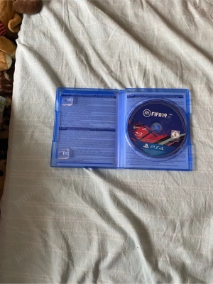 vand fifa 19 18 si farcry primal pt ps4 - imagine 5