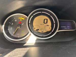 Vând  Renault Megane III   1.5 dCi   2011 - imagine 10