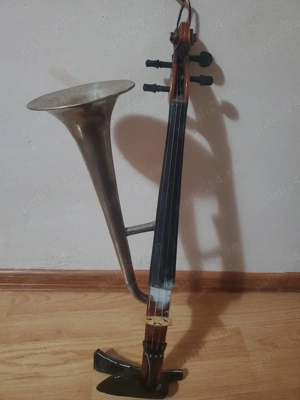 vioara cu goarna 