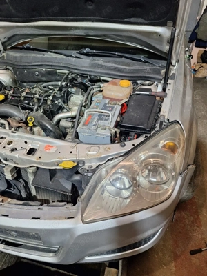 vând far Opel Astra H  - imagine 3