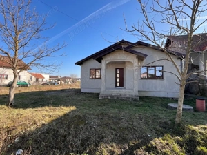 Vand casa finisata in Osorhei 