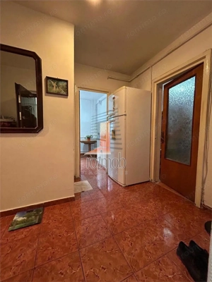 Aprtament 3 camere de vanzare, zona Mega Mall - imagine 2