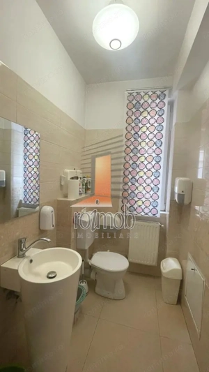 Piata Muncii, vila  moderna, 380 mp,  11 camere - imagine 9