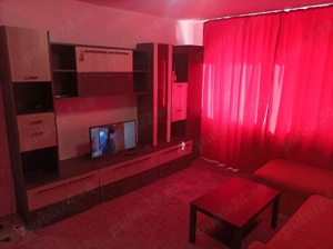 închiriez apartament 2 camere complex studentesc 
