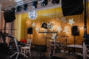 Sistem L-Acoustics ARCS SB18 LA8 + Autoutilitara (pachet sau separat)