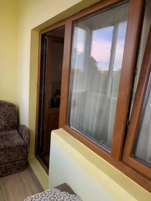 Vand apartament , 3 camere , Cotu Mic - imagine 12