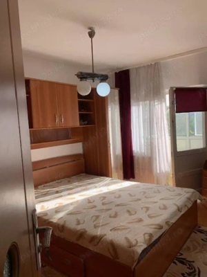 Vand apartament , 3 camere , Cotu Mic - imagine 15