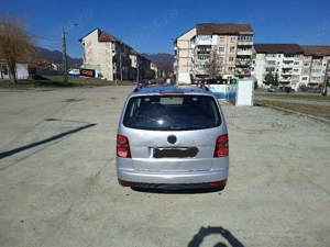 Vând Volkswagen Touran  - imagine 4