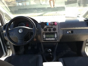 Vând Volkswagen Touran  - imagine 2
