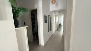 Apartament de vanzare 3 camere Giroc  - imagine 2