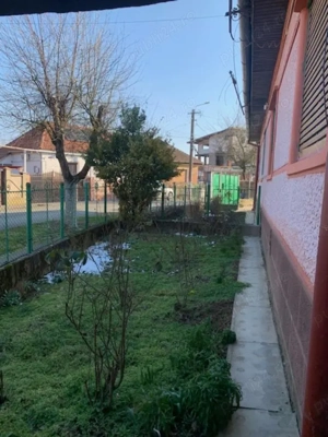 Vand casa si teren , str.Independentei , zona linistita - imagine 4