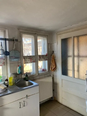 Vand casa si teren , str.Independentei , zona linistita - imagine 13