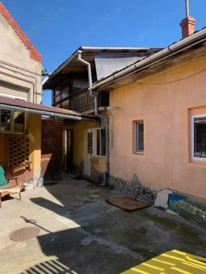 Vand casa , situata central , str. T.Popovici nr.2 - imagine 2
