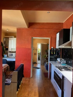 Vand casa , situata central , str. T.Popovici nr.2 - imagine 16