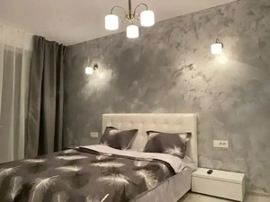 Inchiriez apartament lux 550  