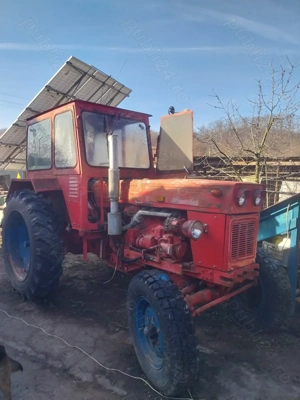 Vând  Dezmembrez  Tractor Universal 650 cu motor de IFA în 4 cilindri cu ambreiaj defect - imagine 2