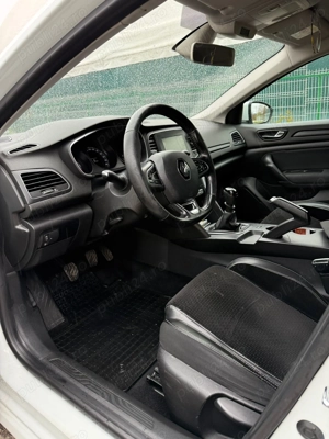 Renault Megane 4 1.5dci 110cp - imagine 7