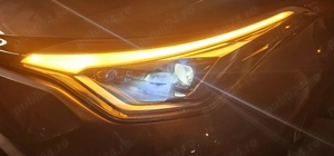 Toyota C-HR 2.0 VVT-i Dynamic (184CP) - Hybrid - Automata (CVT) - imagine 10