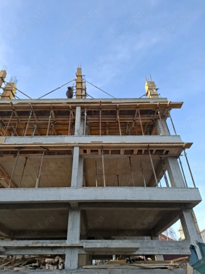 Echipa de baieti cautam de munca in domeniul construcțiilor  - imagine 2