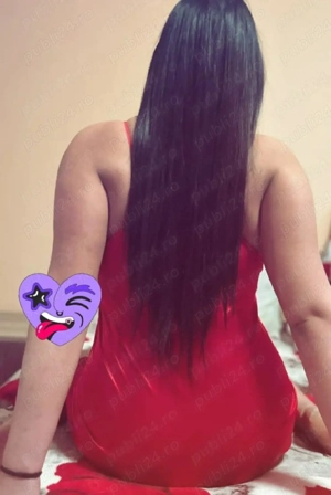 ionela 45 ani cu 63 kg sani nr 3 venit recent doar  ador sarutari  - imagine 3